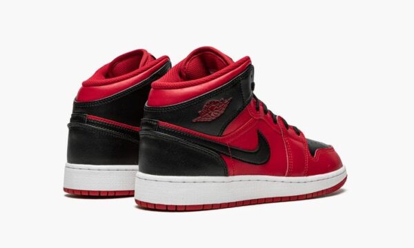 Nike Jordan 1 - Image 2